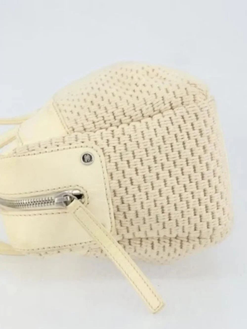 CHANEL Tote Bag Canvas Leather White Silver CC Auth BA8037